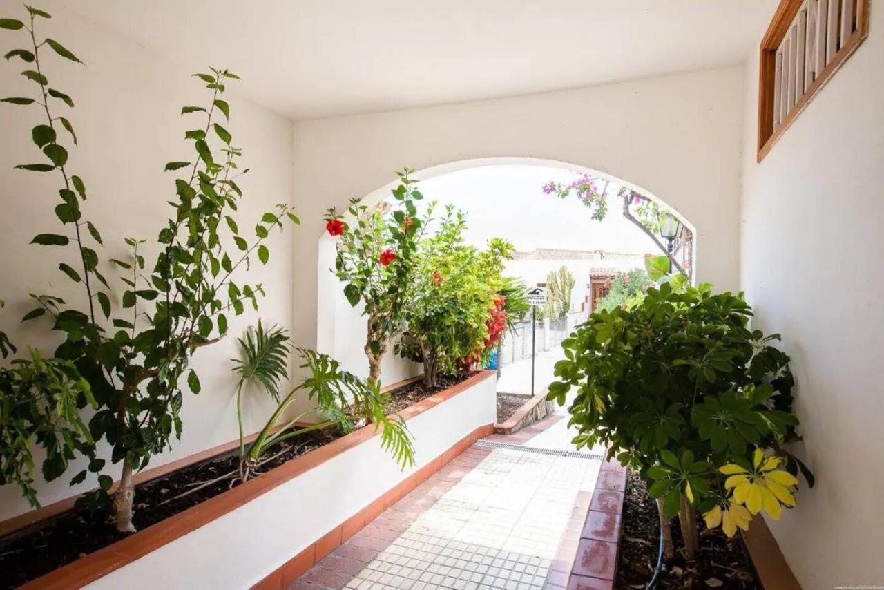 1 Bedroom Apartment For 4 People In Tenerife アデヘ エクステリア 写真